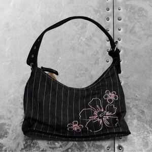 Elegant Black Floral Women's Shoulder Bag